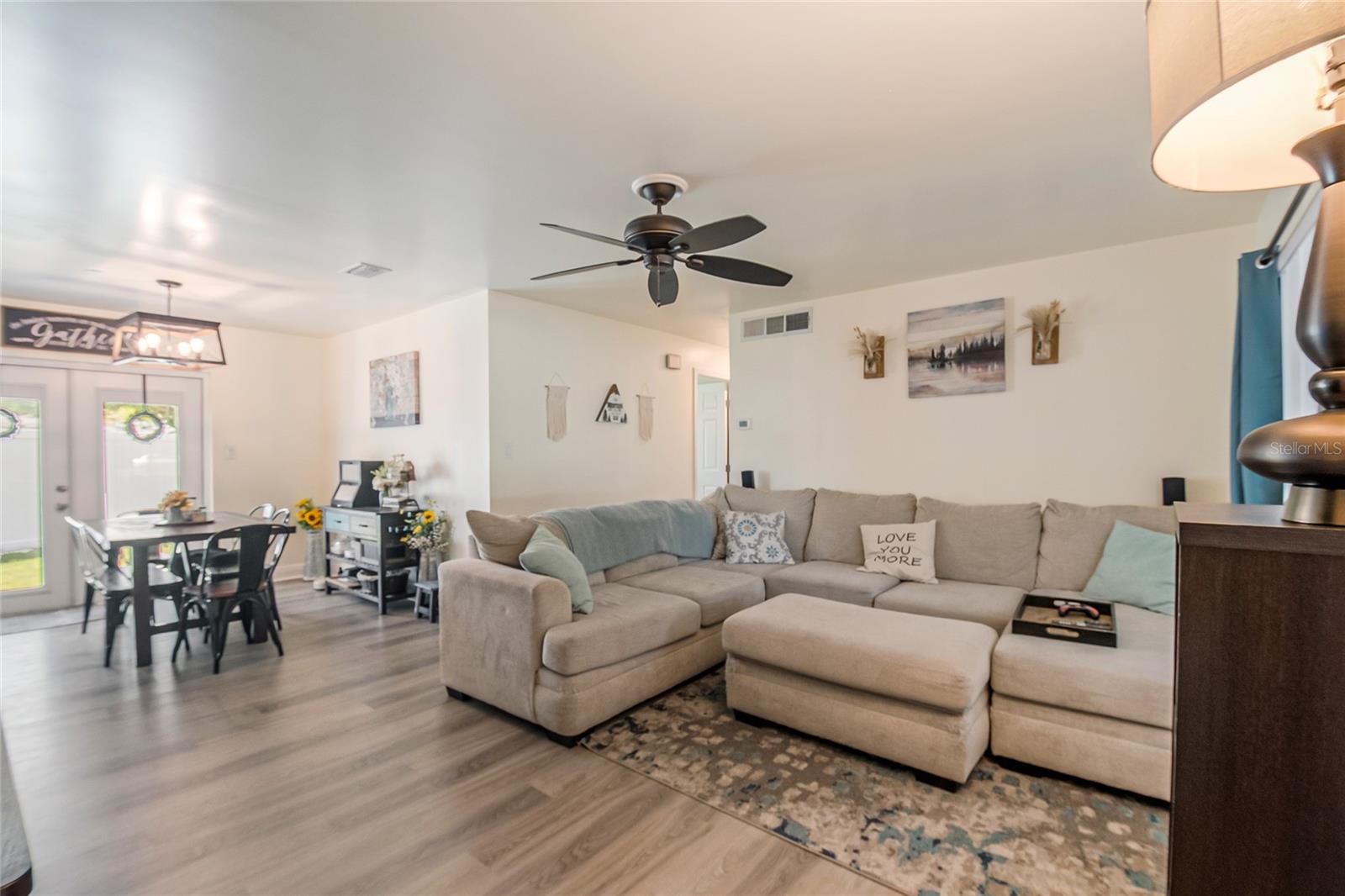 Image 8 of 38 For 2 Lavon Avenue