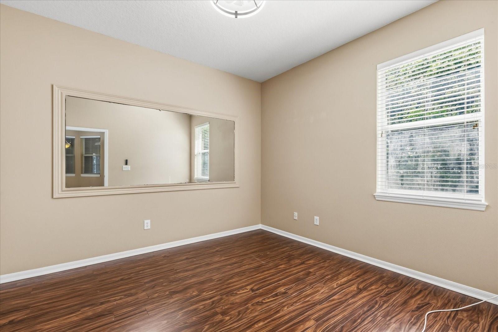 Image 17 of 31 For 271 Magnolia Park Trl