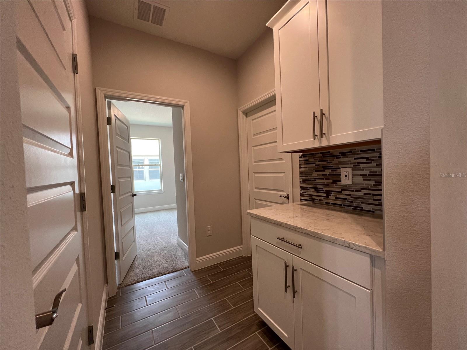 Image 20 of 22 For 18072 Adrift Road