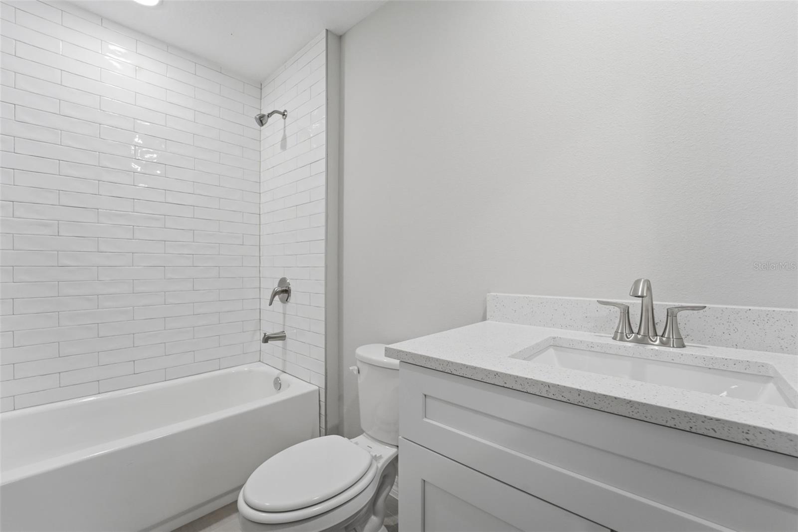 Image 13 of 26 For 2107 Suanee Avenue