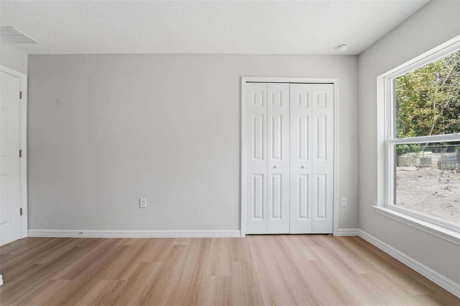 Image 16 of 26 For 2107 Suanee Avenue