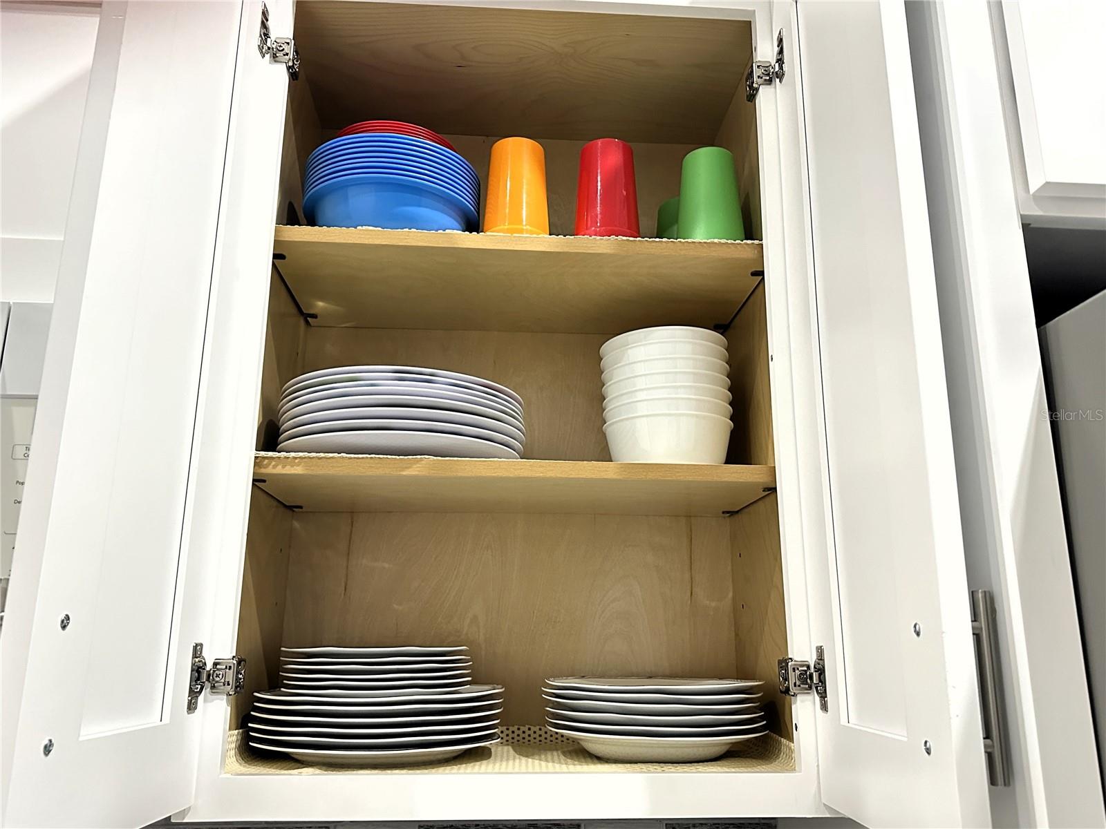 Image 13 of 59 For 16724 Rolling Green Drive