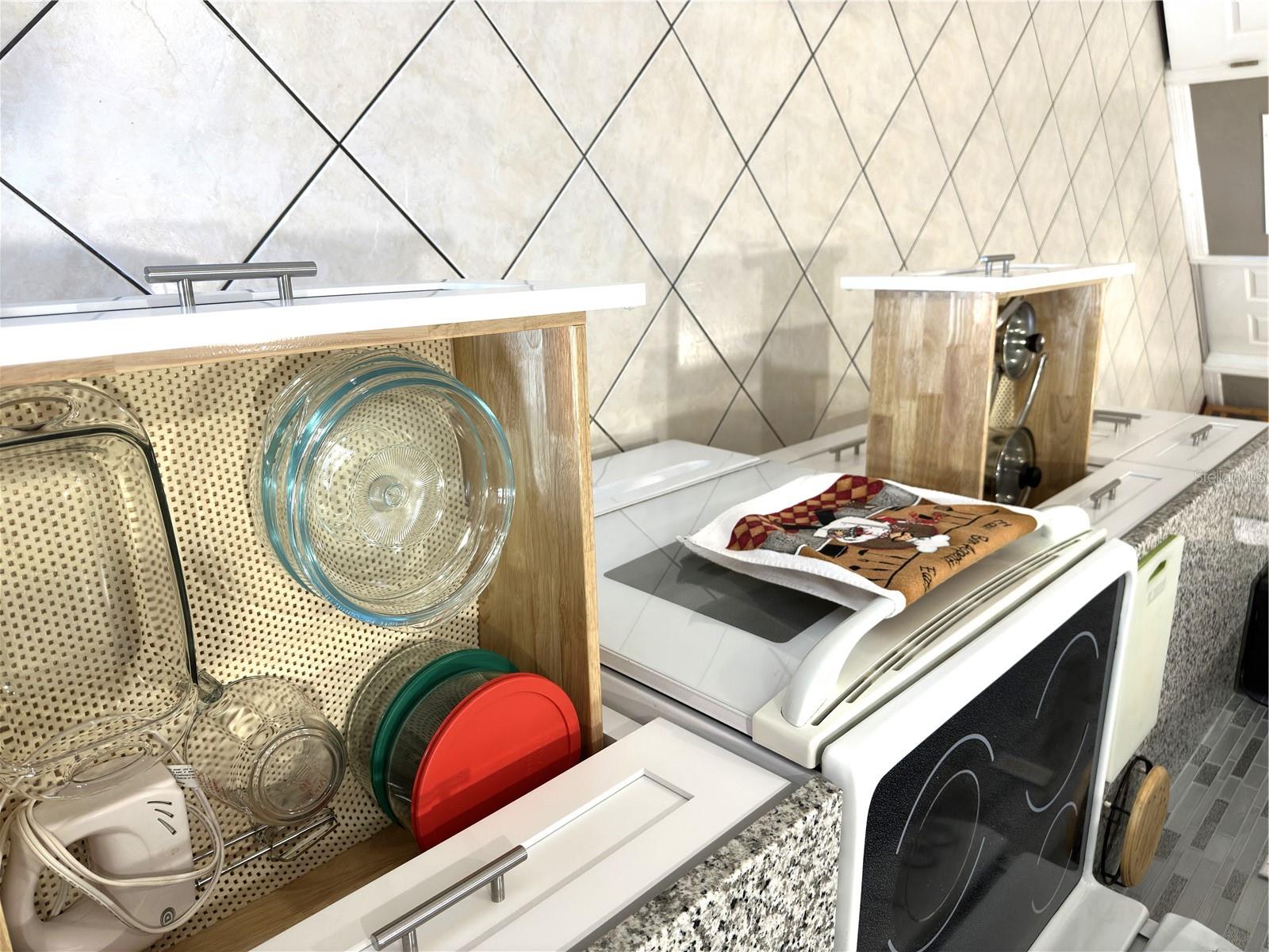 Image 15 of 59 For 16724 Rolling Green Drive