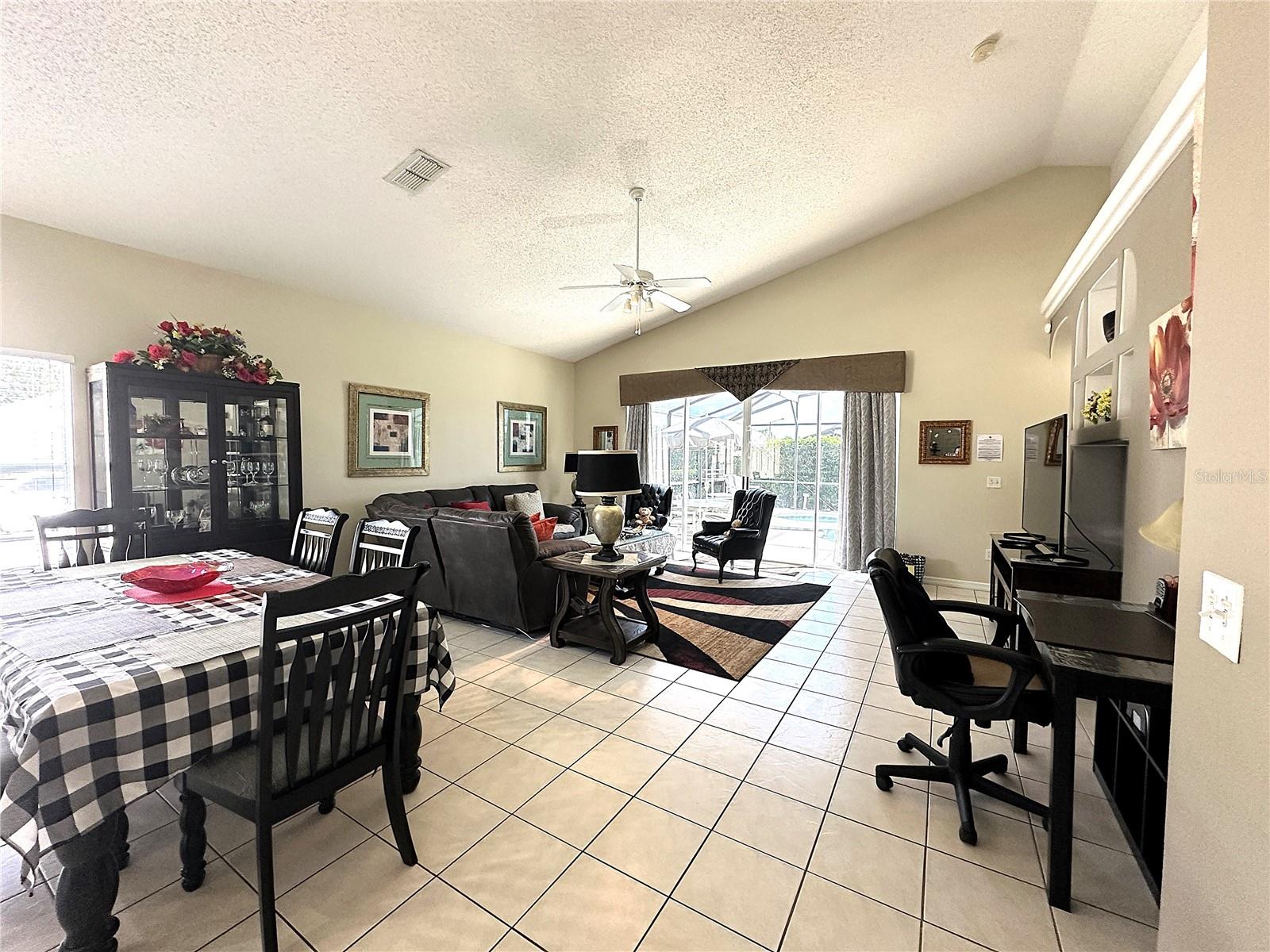 Image 29 of 59 For 16724 Rolling Green Drive