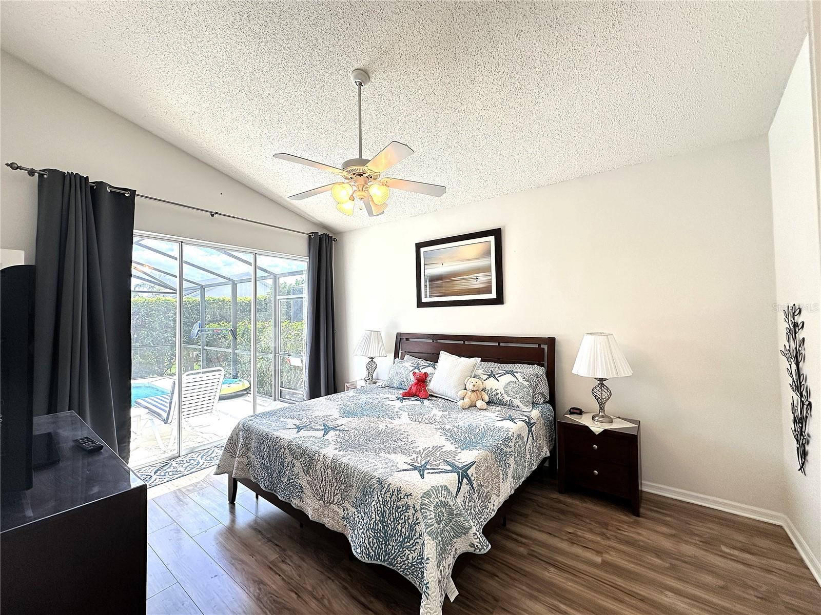 Image 35 of 59 For 16724 Rolling Green Drive