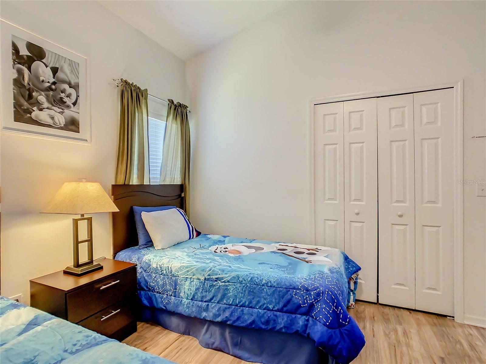 Image 39 of 59 For 16724 Rolling Green Drive