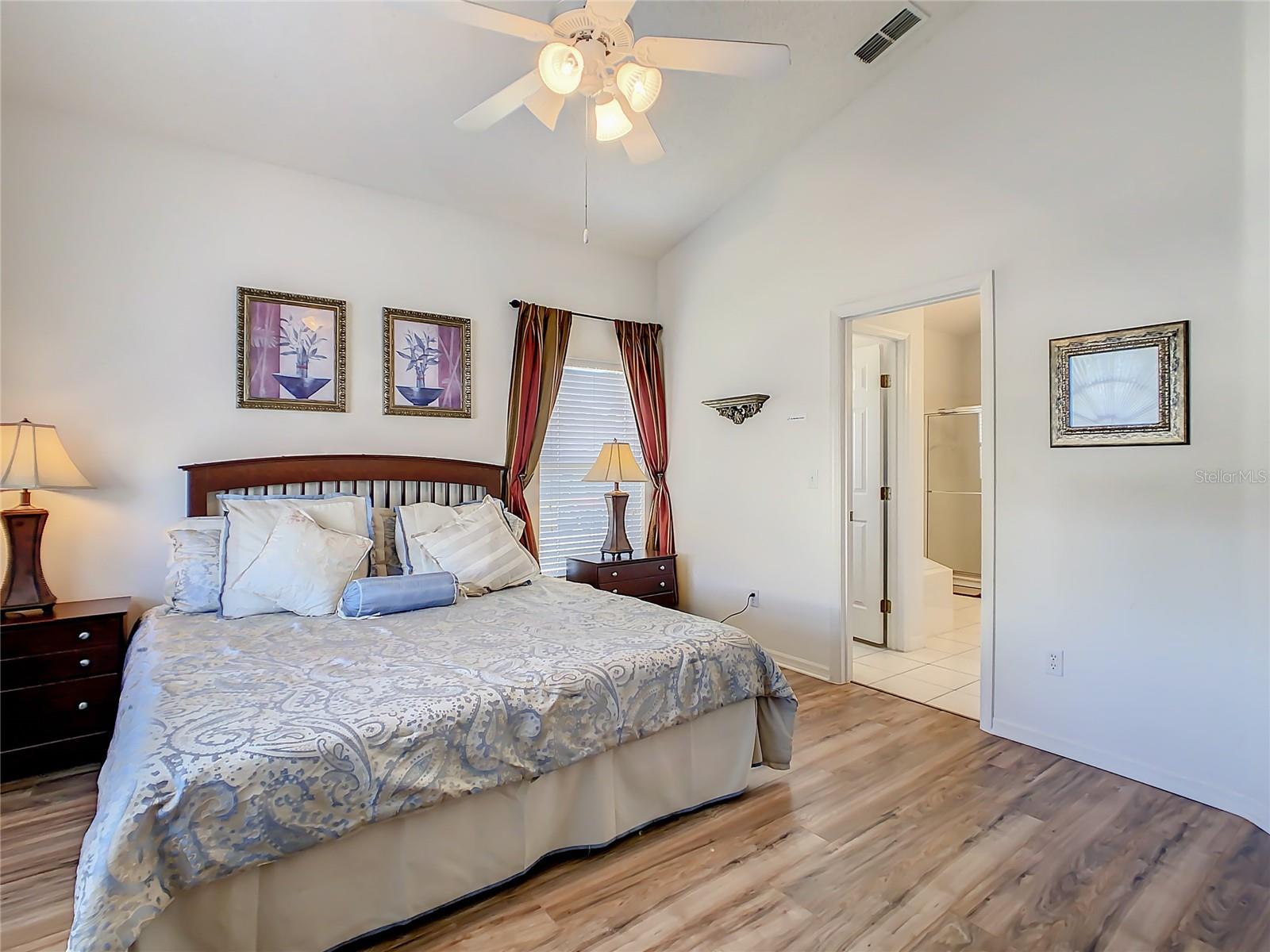 Image 45 of 59 For 16724 Rolling Green Drive