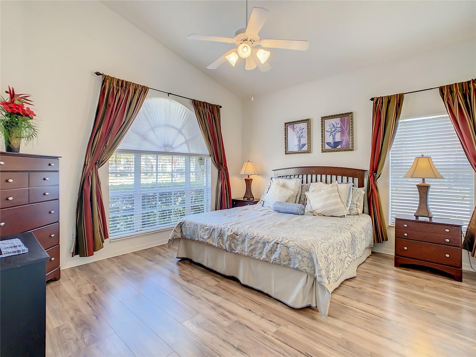 Image 46 of 59 For 16724 Rolling Green Drive