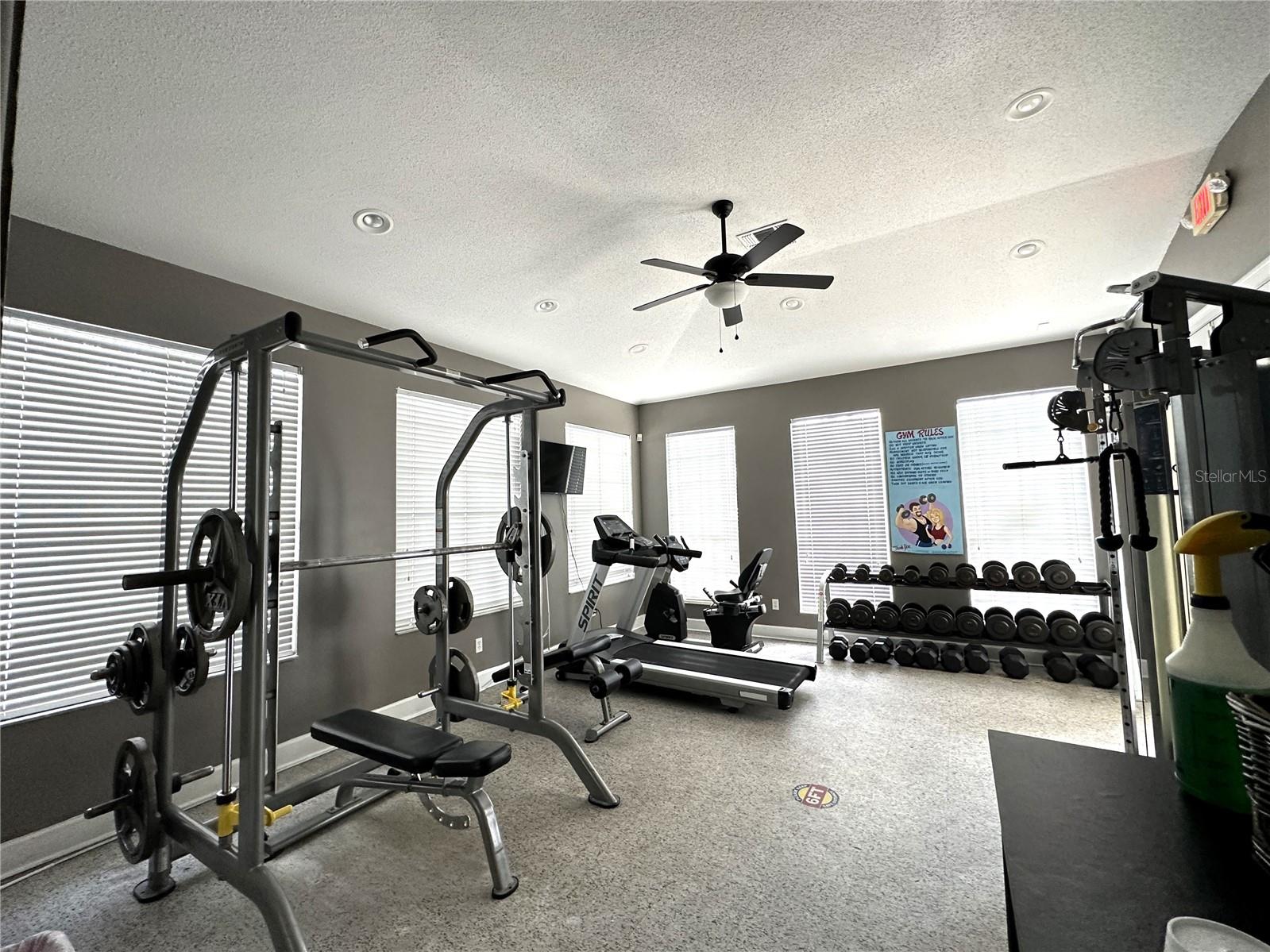 Image 58 of 59 For 16724 Rolling Green Drive