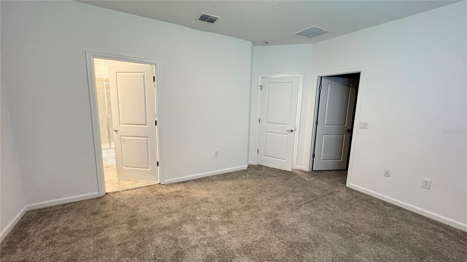 Image 7 of 17 For 17064 Quicksilver Avenue