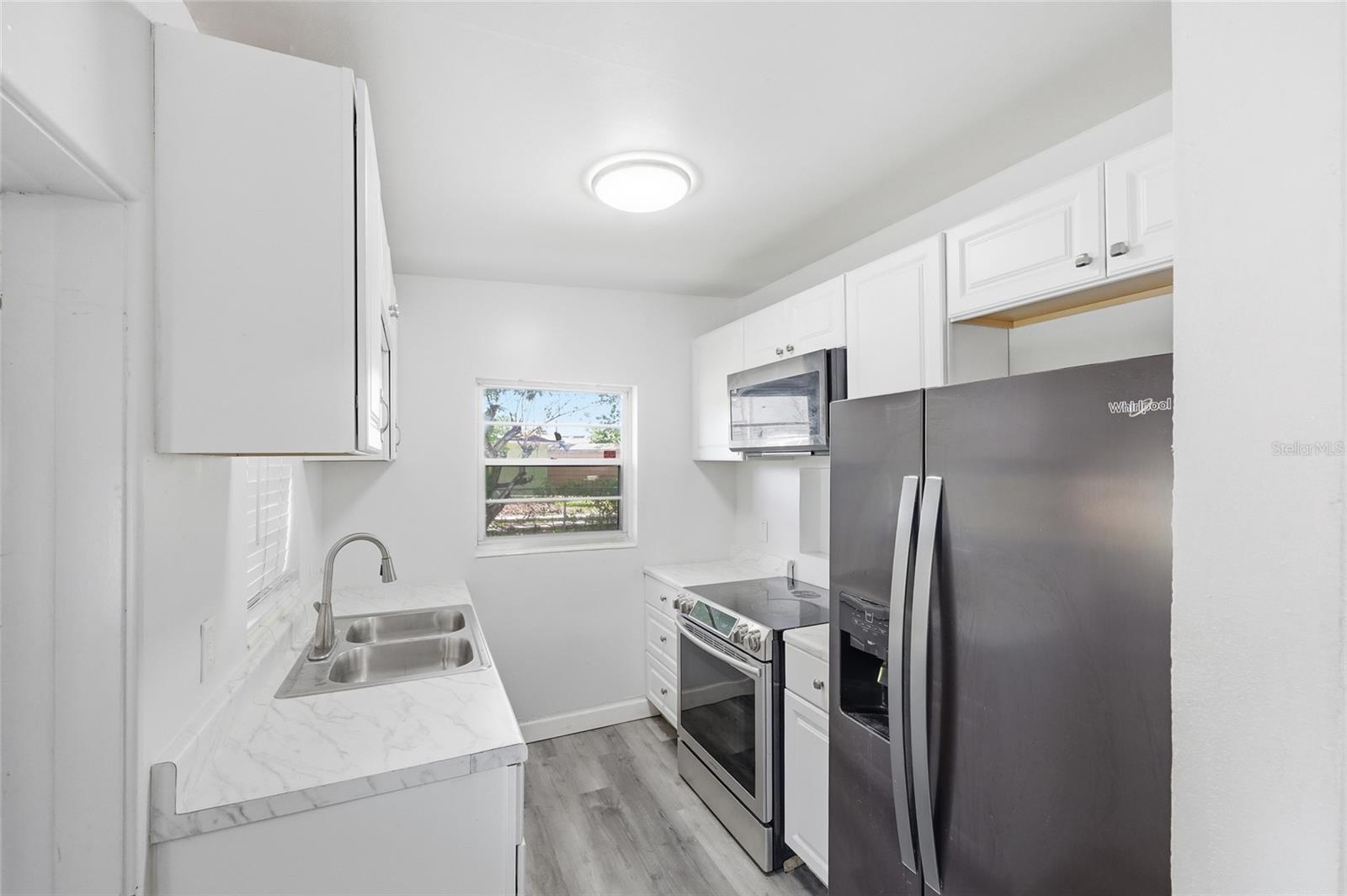 Image 10 of 24 For 2815 Orange Boulevard