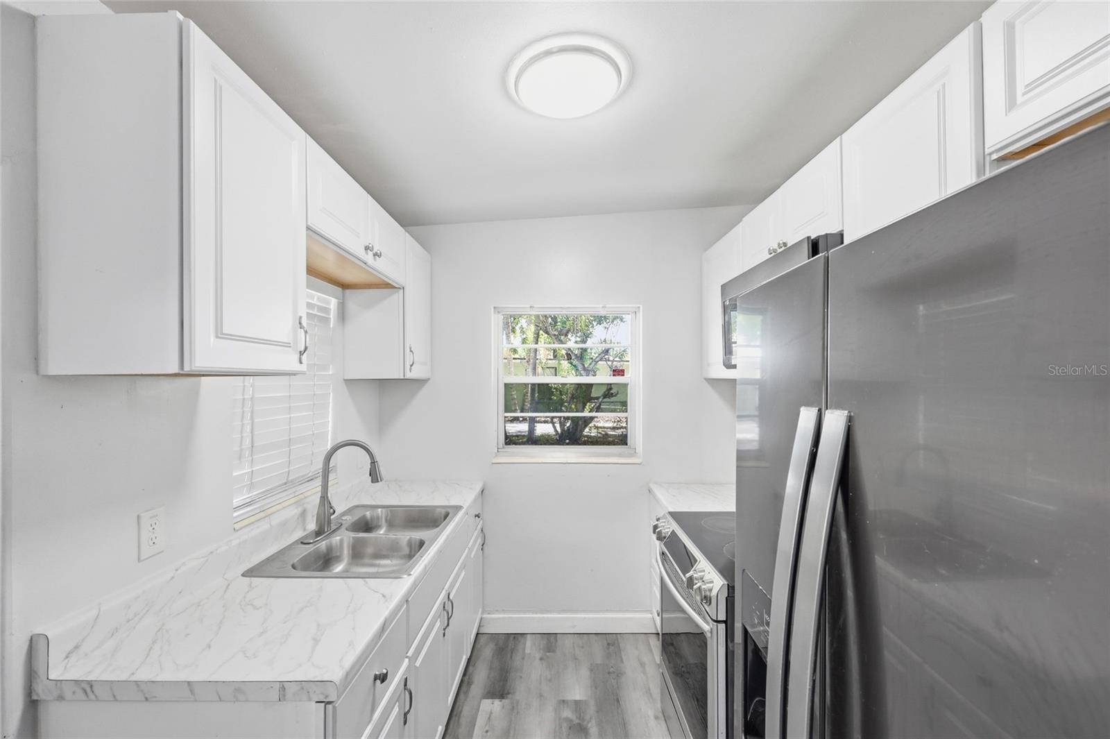 Image 11 of 24 For 2815 Orange Boulevard