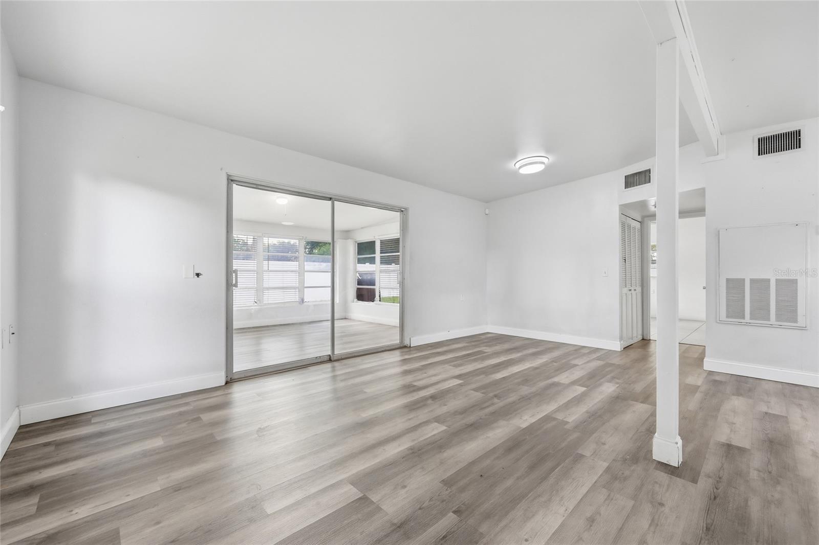 Image 14 of 24 For 2815 Orange Boulevard