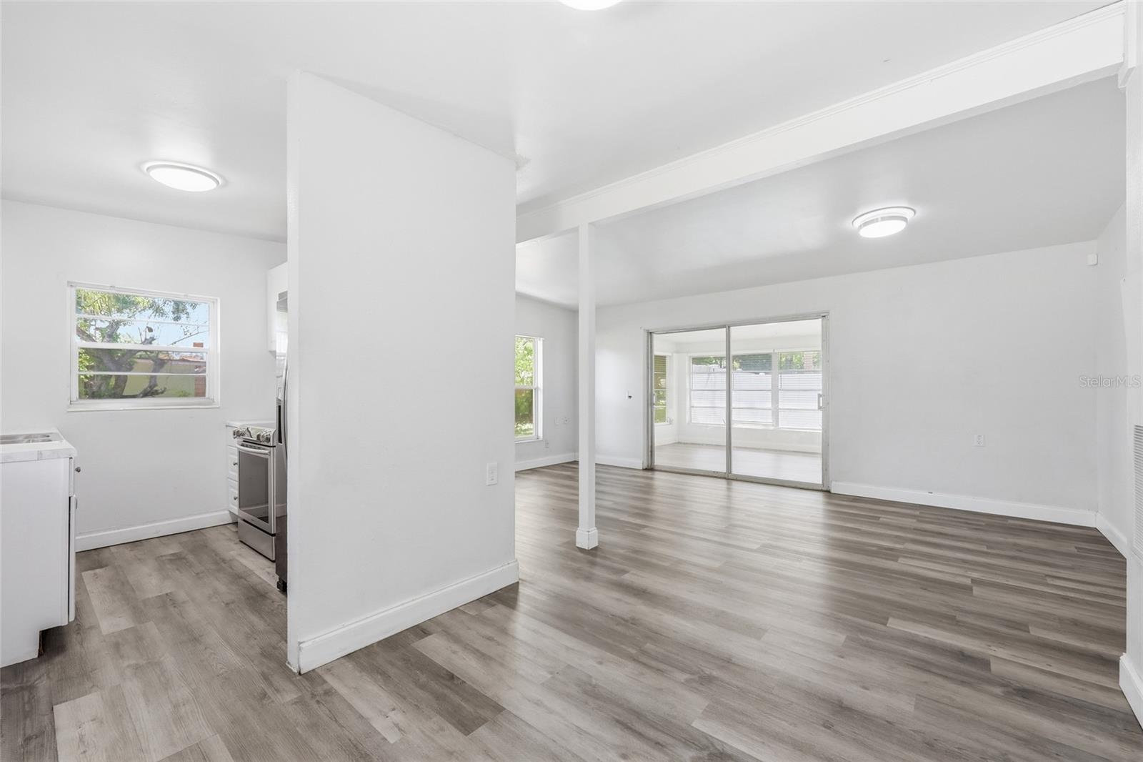 Image 7 of 24 For 2815 Orange Boulevard