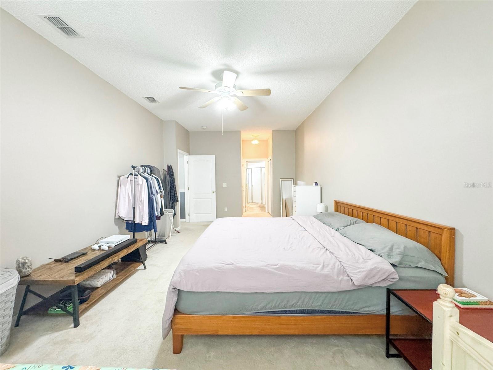 Image 13 of 41 For 1207 Royal Saint George Drive