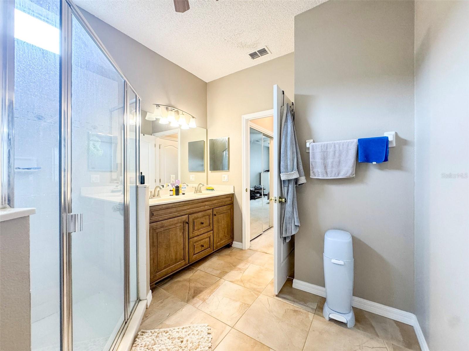 Image 18 of 41 For 1207 Royal Saint George Drive