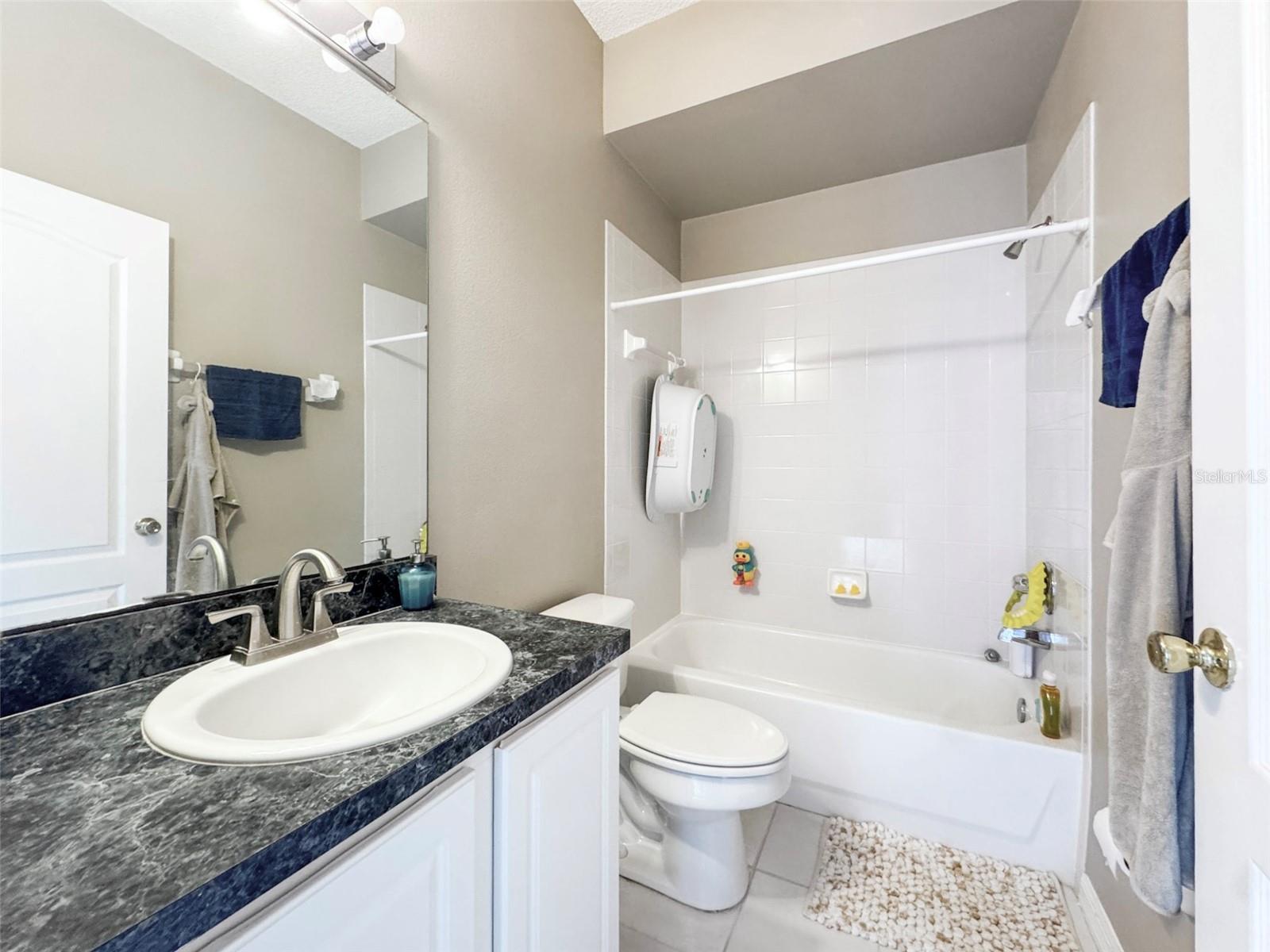 Image 29 of 41 For 1207 Royal Saint George Drive