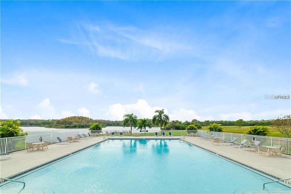 Image 38 of 41 For 1207 Royal Saint George Drive