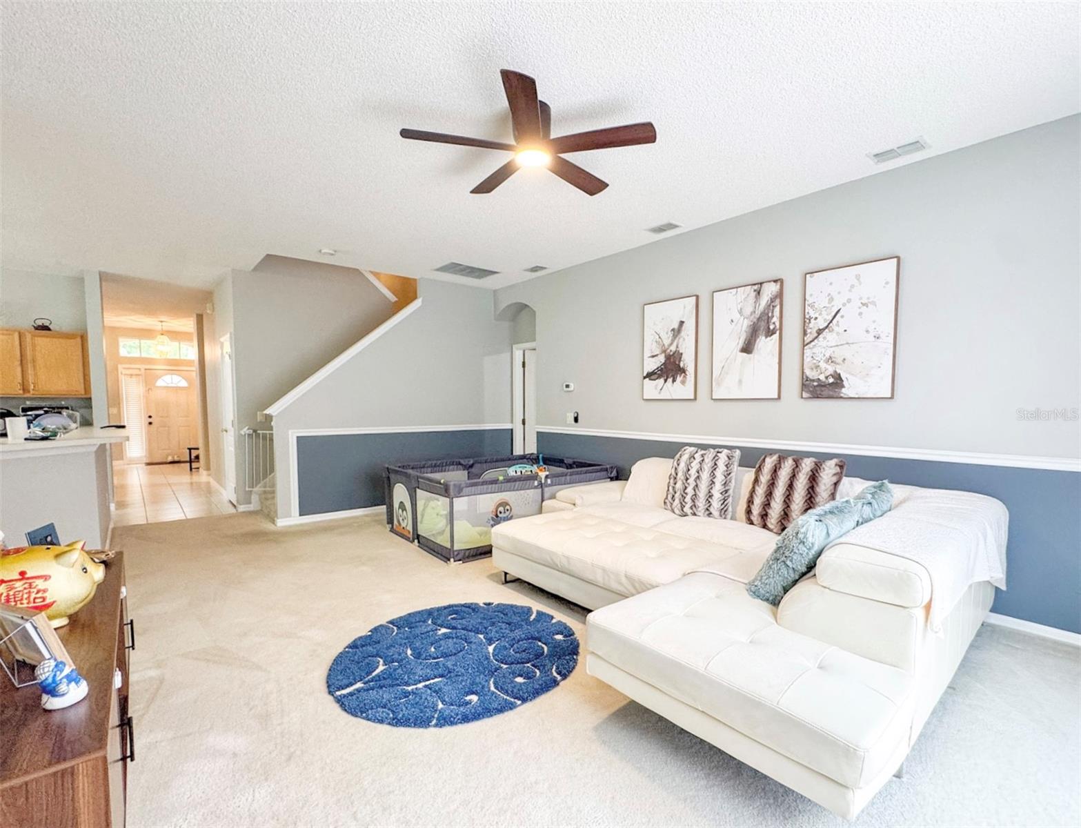 Image 5 of 41 For 1207 Royal Saint George Drive