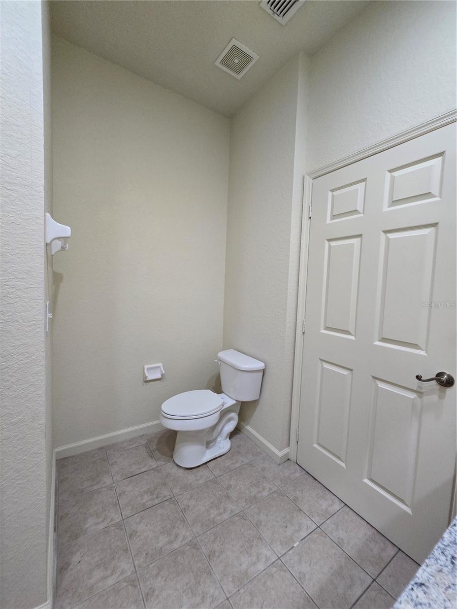 Image 20 of 36 For 3001 Laurel Run Lane 203