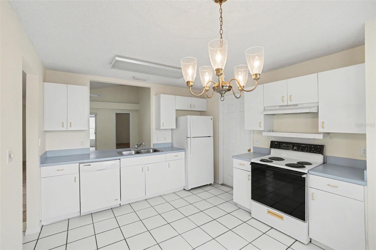 Image 13 of 33 For 4748 White Heron Drive