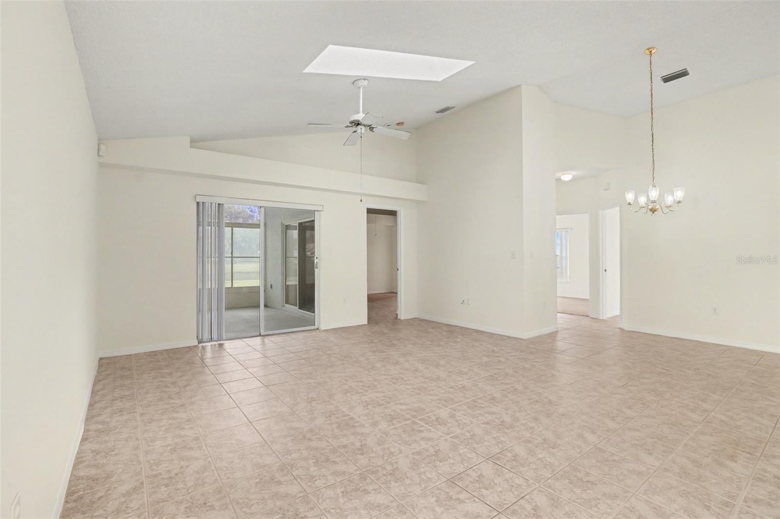 Image 6 of 33 For 4748 White Heron Drive