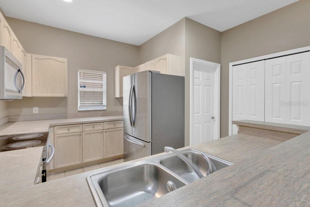 Image 8 of 30 For 216 Magical Way