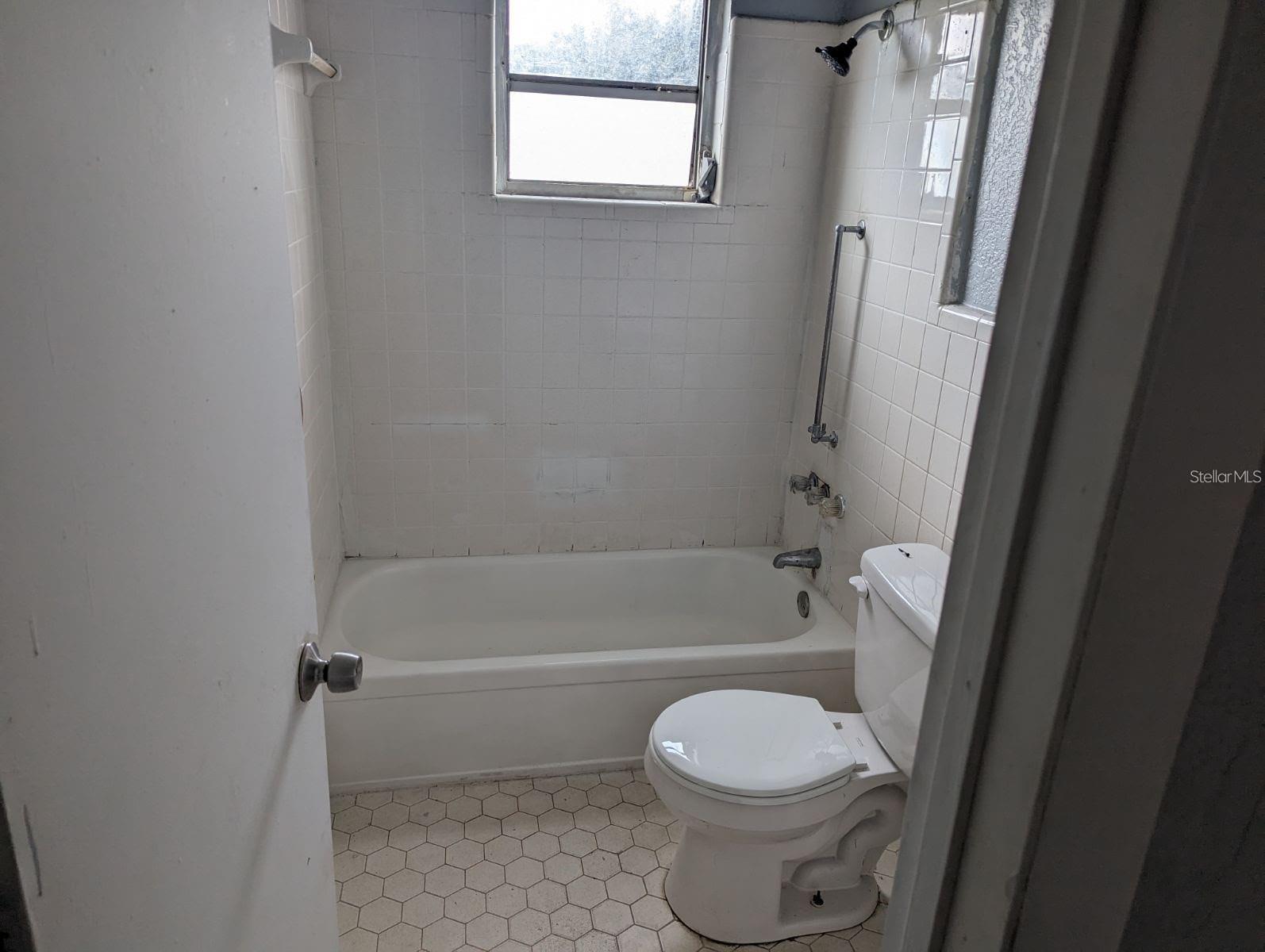 Image 20 of 20 For 1002 Daniels Street