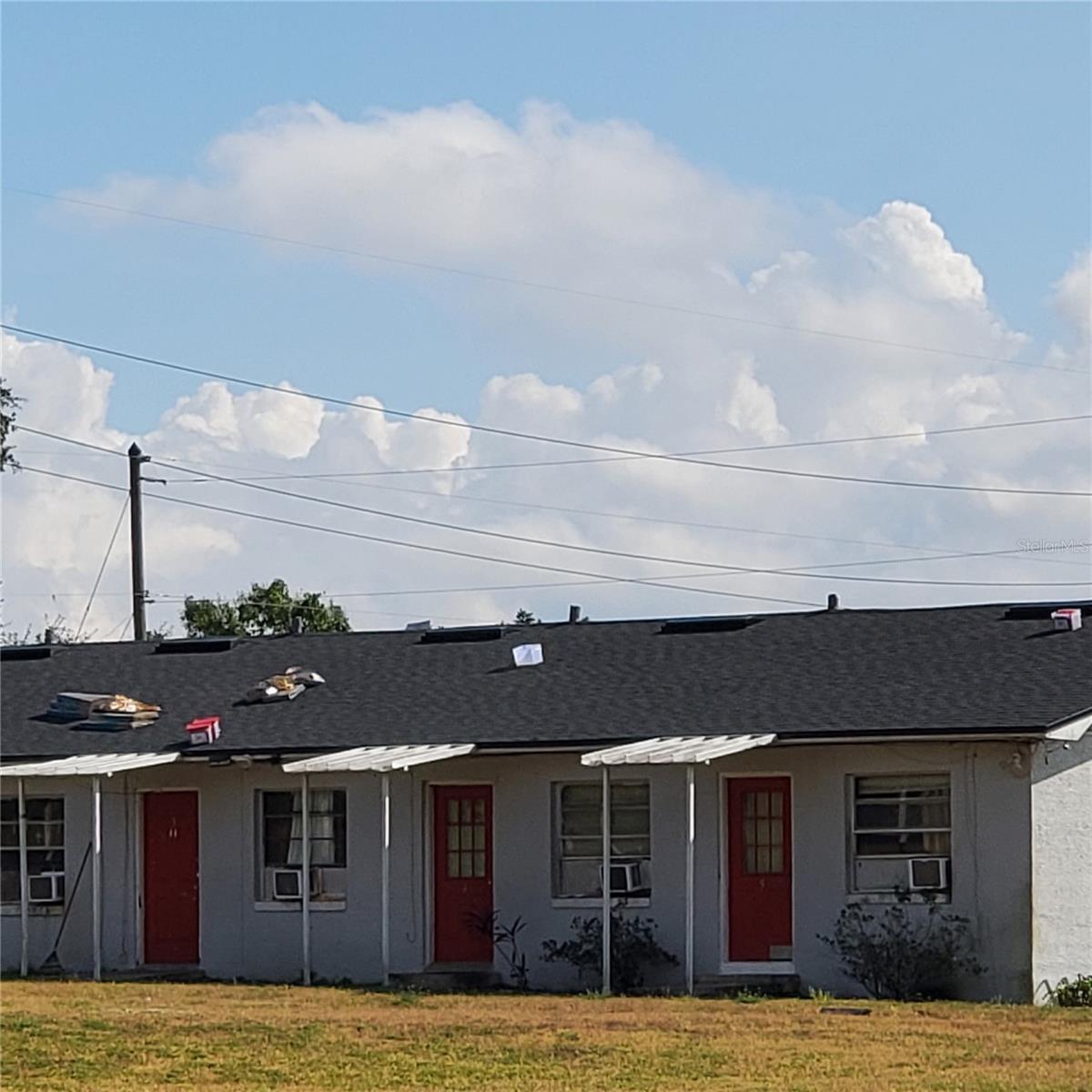 Image 3 of 20 For 1002 Daniels Street