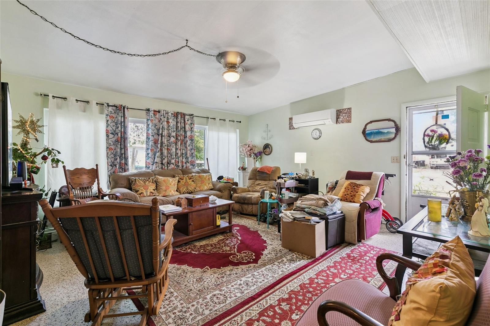 Image 3 of 61 For 1624 Baltimore Drive