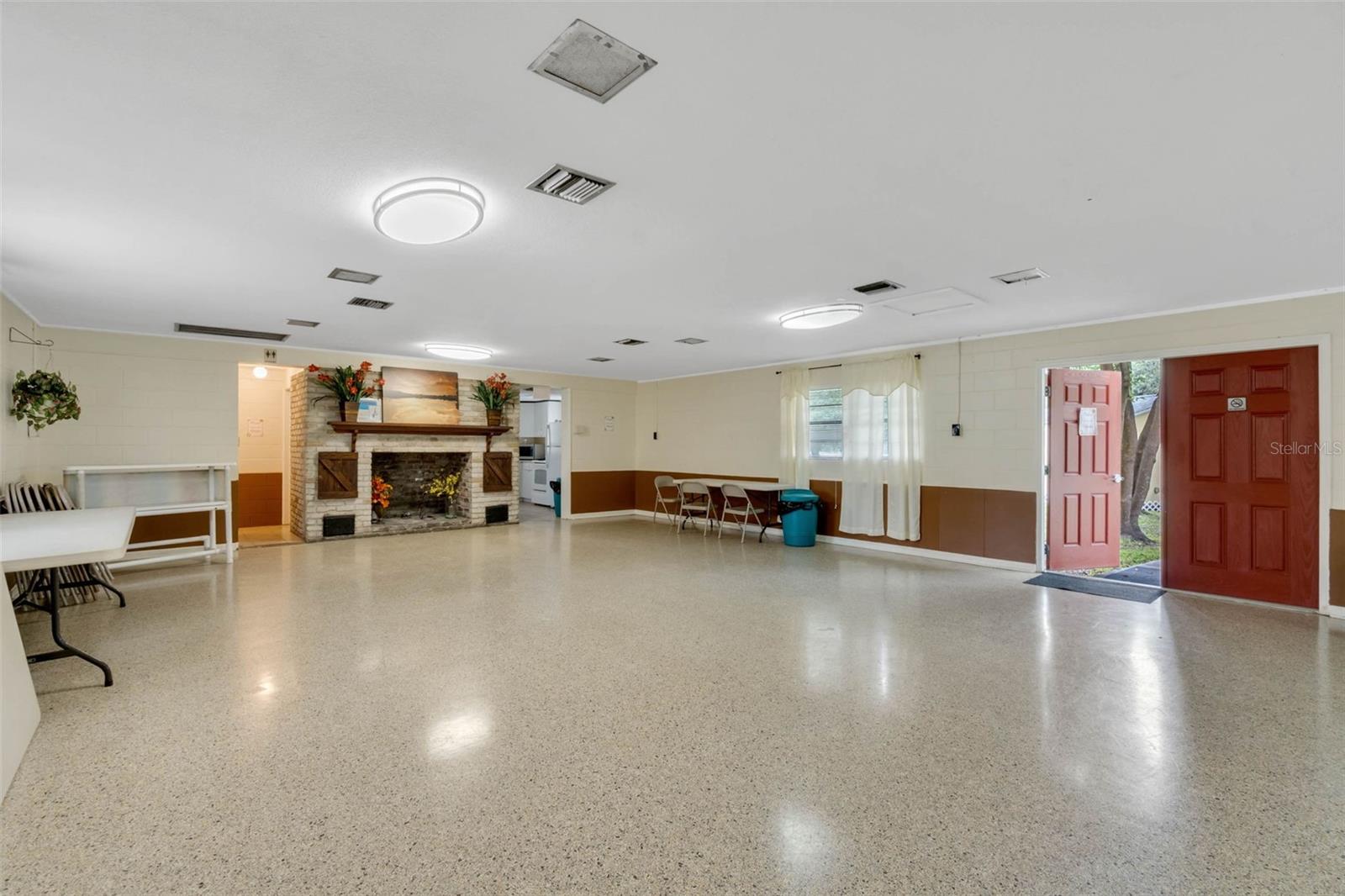 Image 36 of 61 For 1624 Baltimore Drive