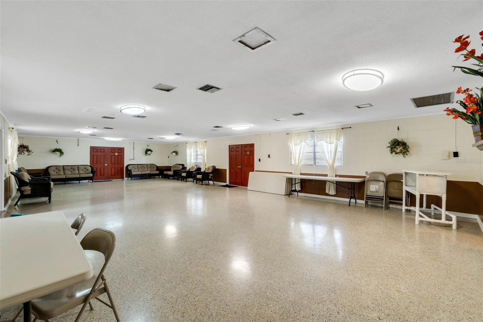 Image 37 of 61 For 1624 Baltimore Drive