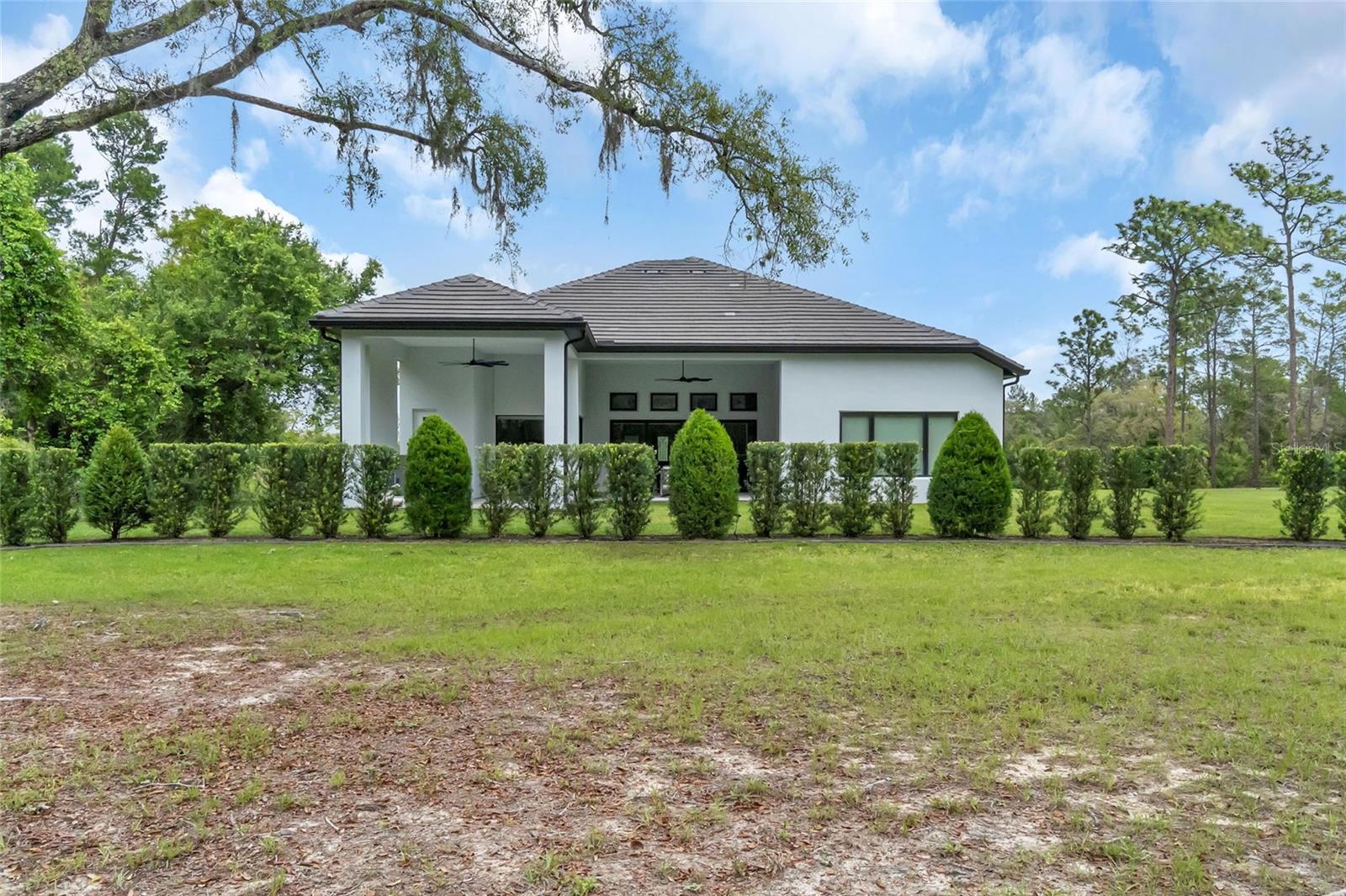 Listing photo id 12 for 8398 Happy Trail