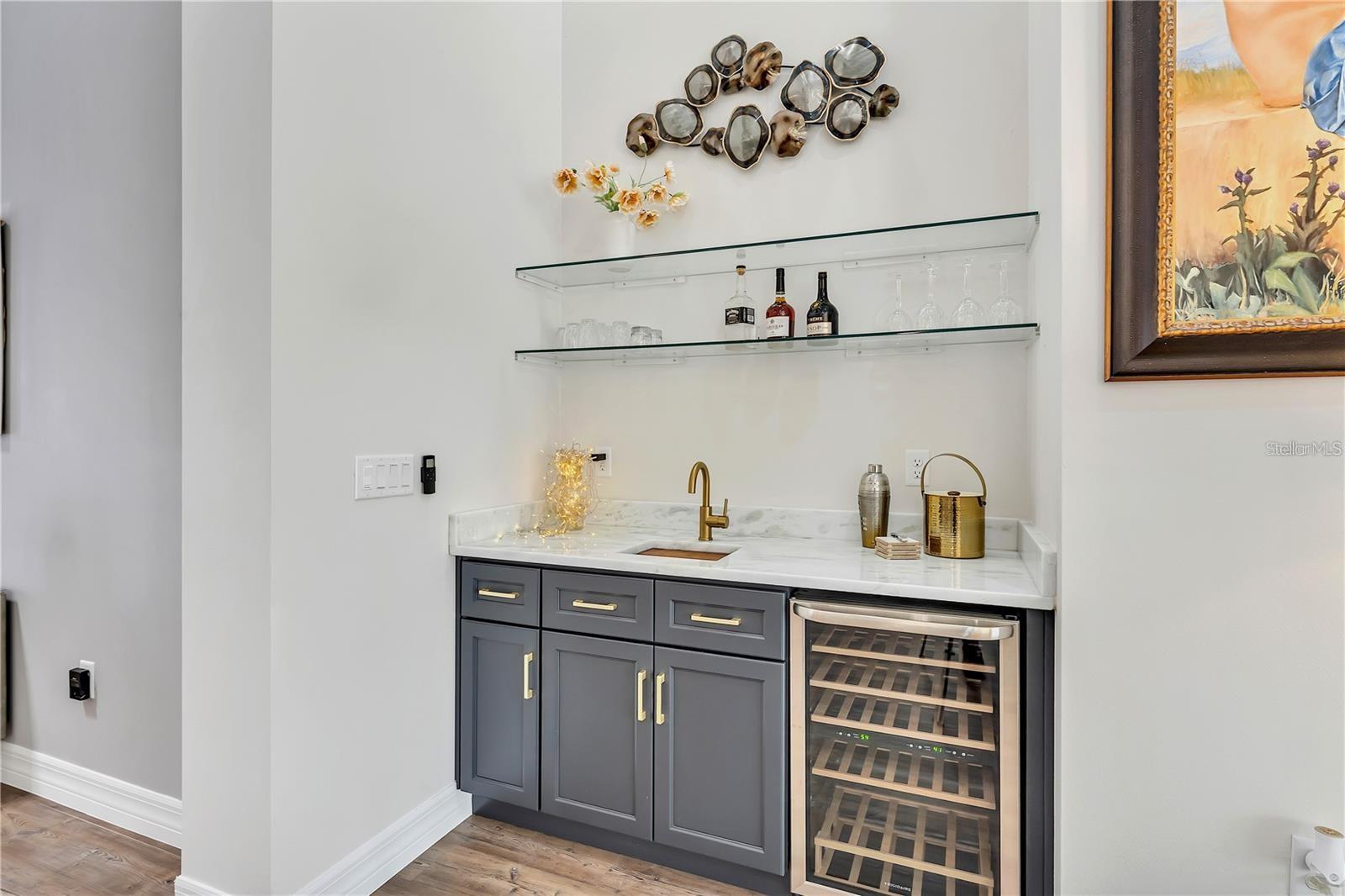 Listing photo id 19 for 8398 Happy Trail