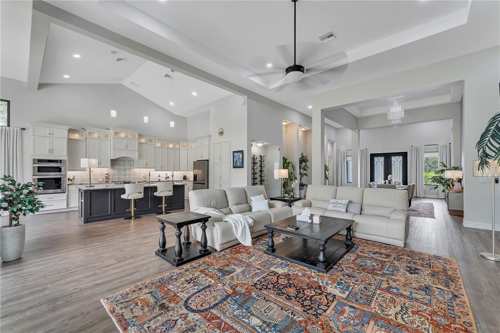 Listing photo id 21 for 8398 Happy Trail