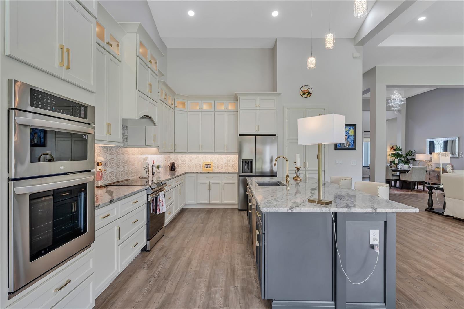 Listing photo id 23 for 8398 Happy Trail