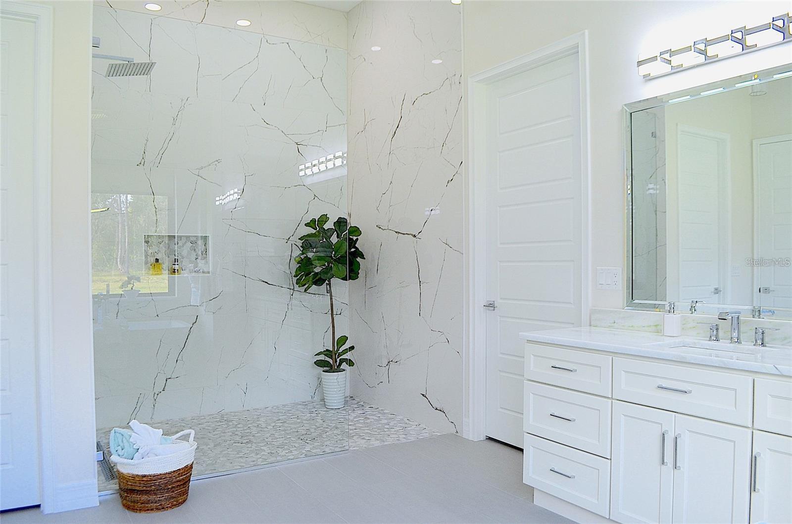 Listing photo id 39 for 8398 Happy Trail