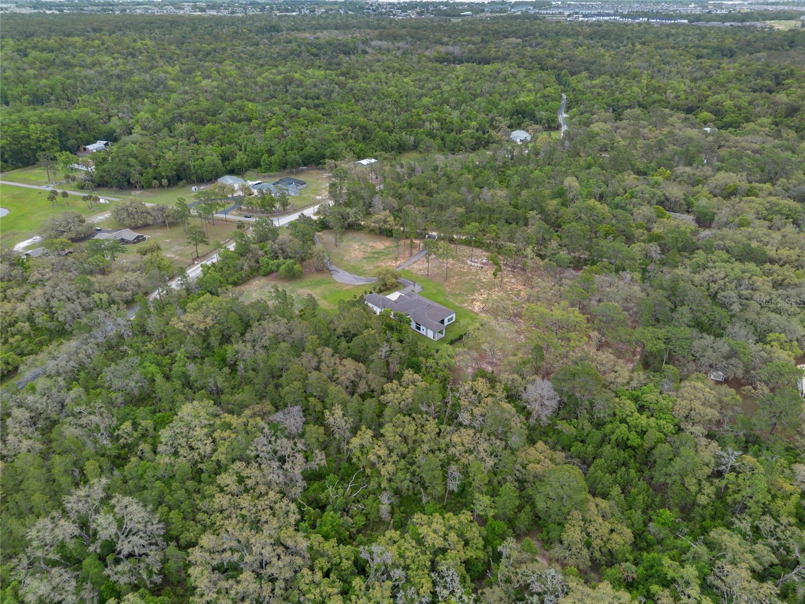 Listing photo id 56 for 8398 Happy Trail