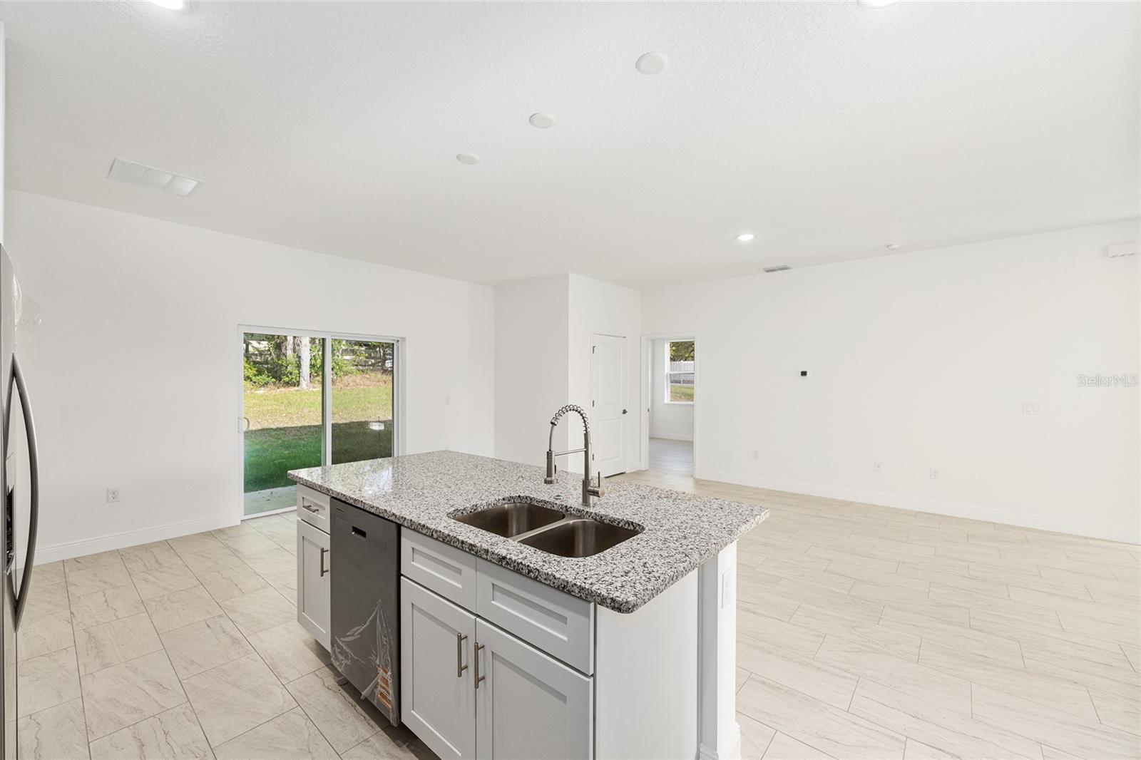 Image 13 of 42 For 5736 Claremont Drive