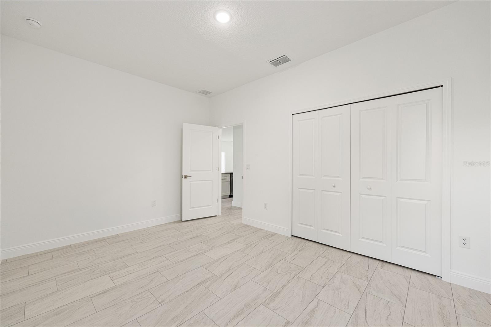 Image 17 of 42 For 5736 Claremont Drive