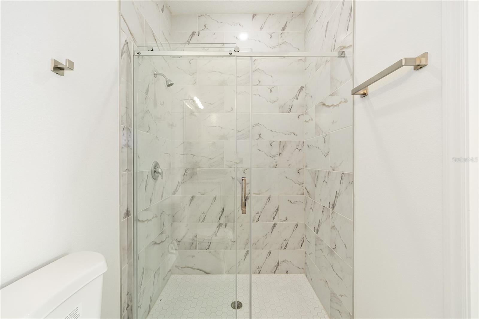 Image 30 of 42 For 5736 Claremont Drive