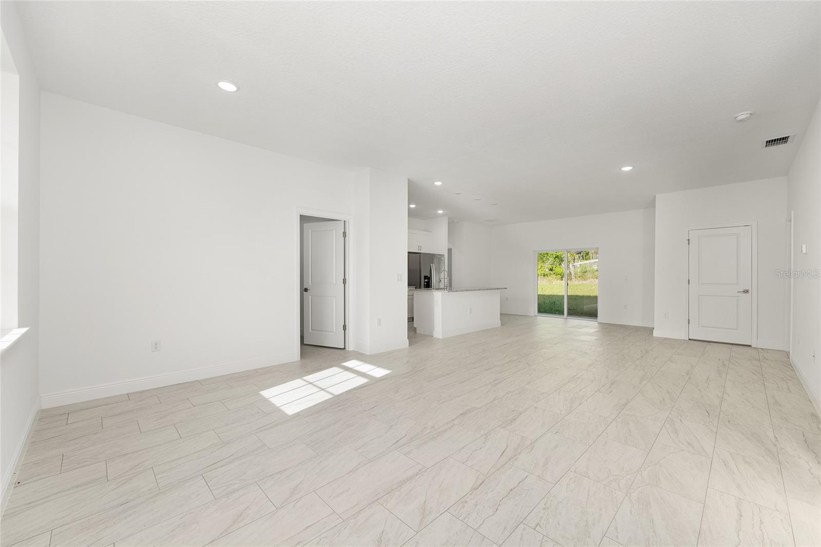 Image 5 of 42 For 5736 Claremont Drive