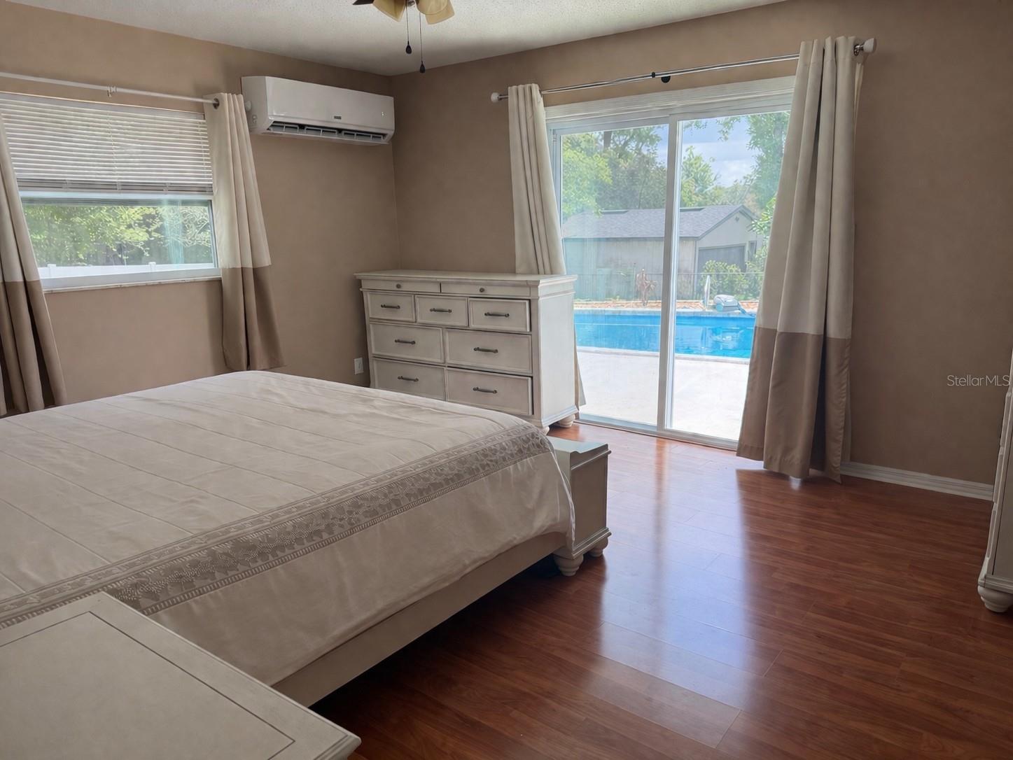 Image 16 of 28 For 1751 Stanley Street