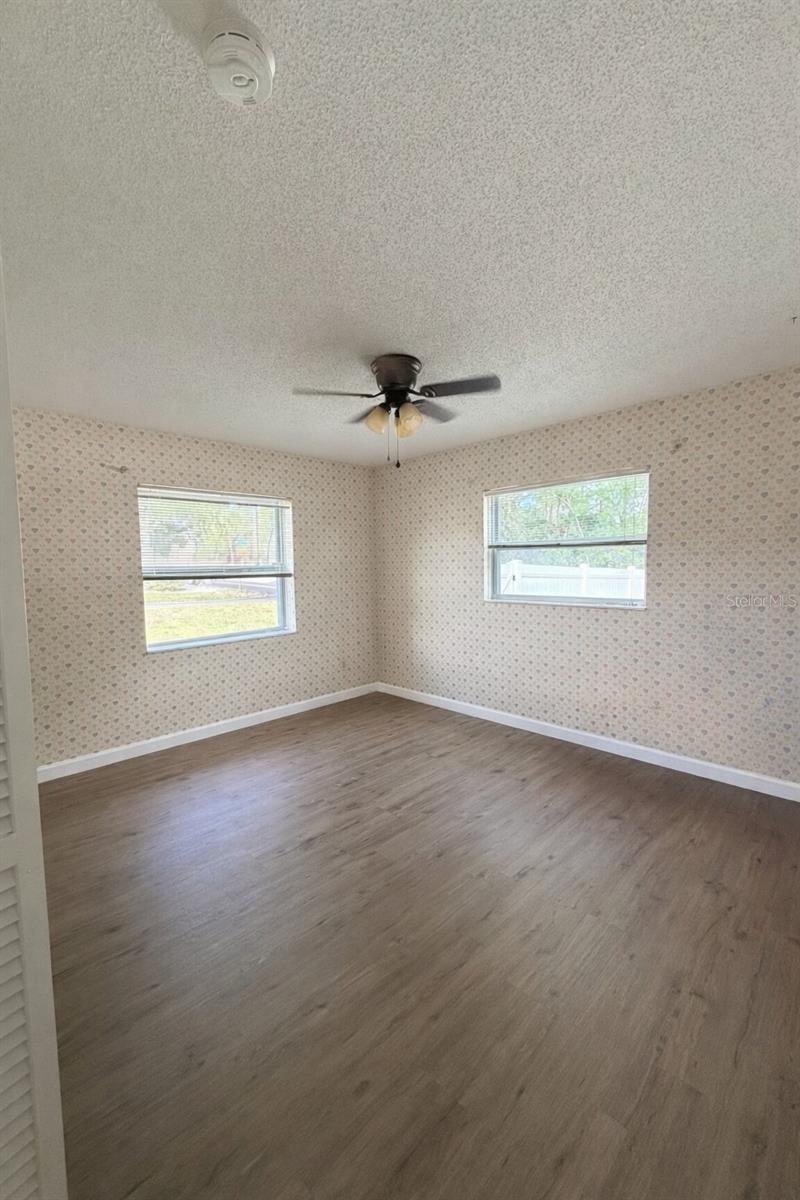 Image 19 of 28 For 1751 Stanley Street