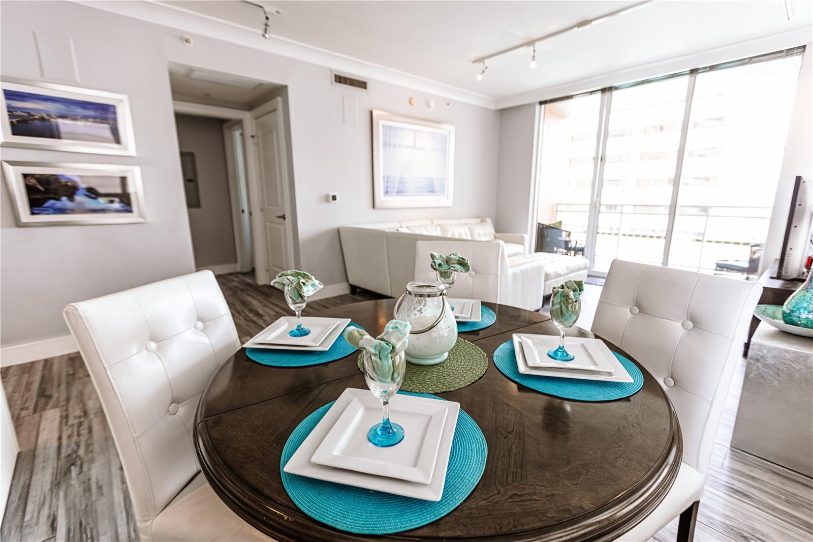 Image 10 of 56 For 1350 Main Street 709