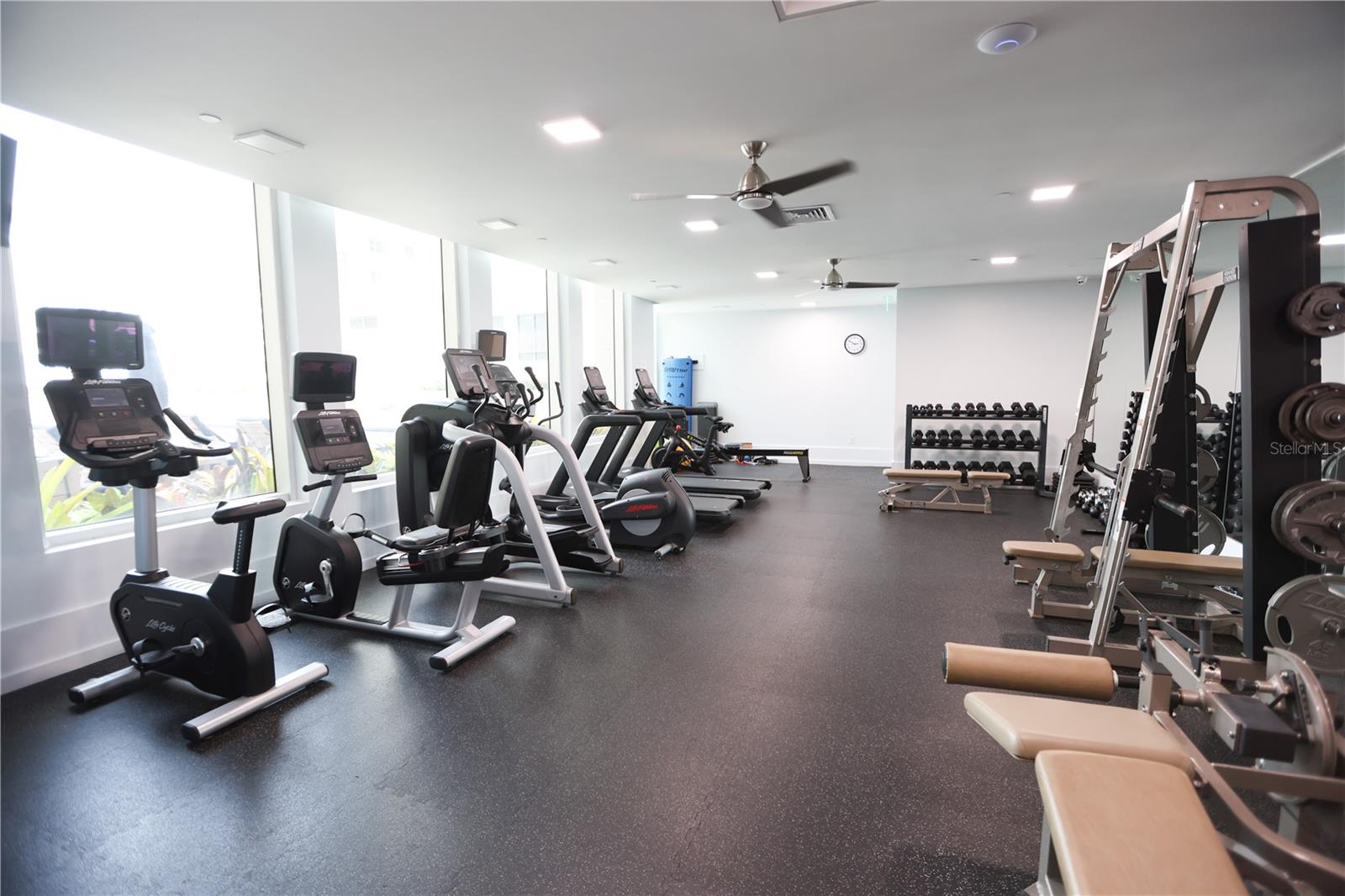 Image 42 of 56 For 1350 Main Street 709