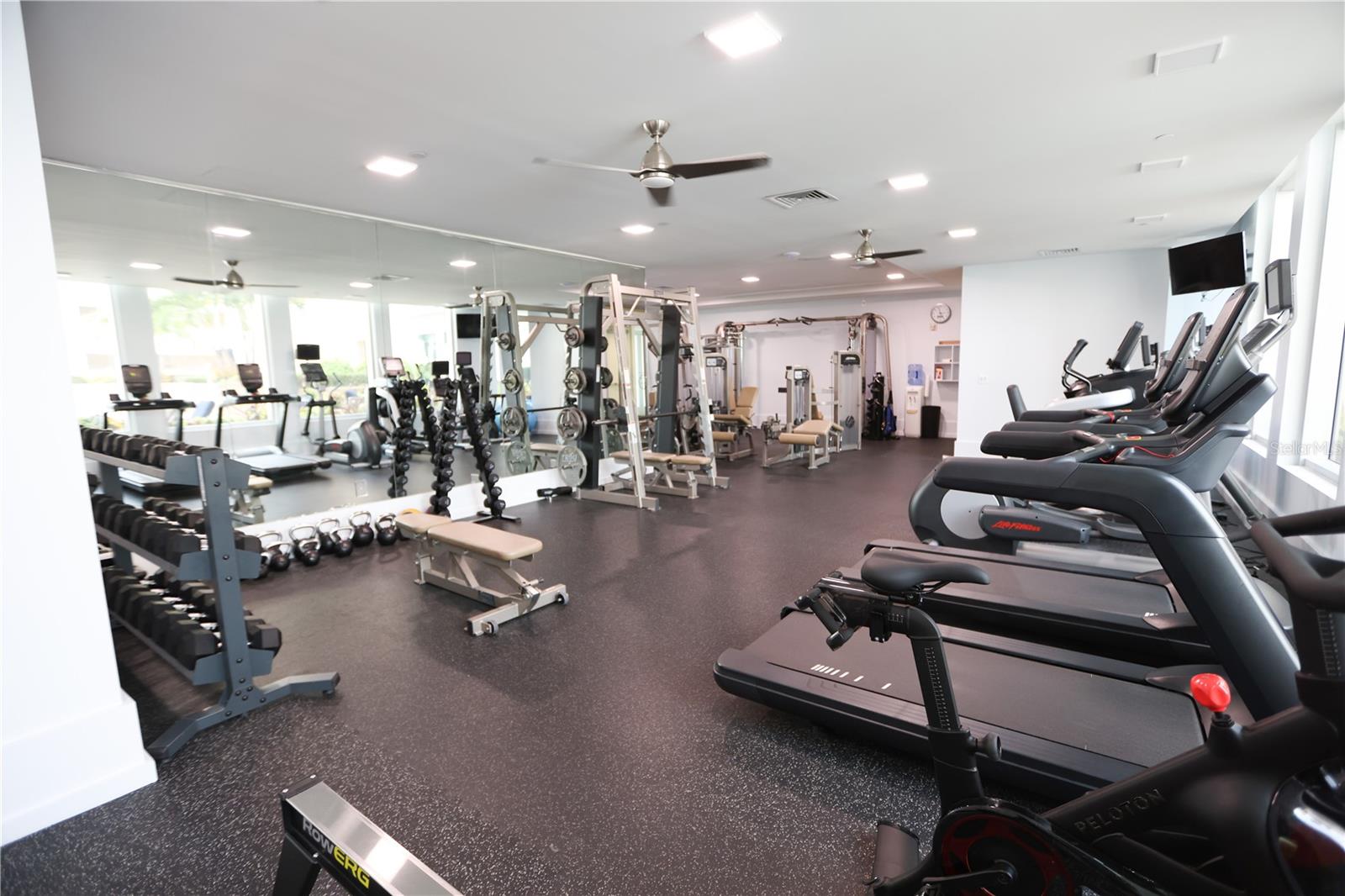 Image 45 of 56 For 1350 Main Street 709