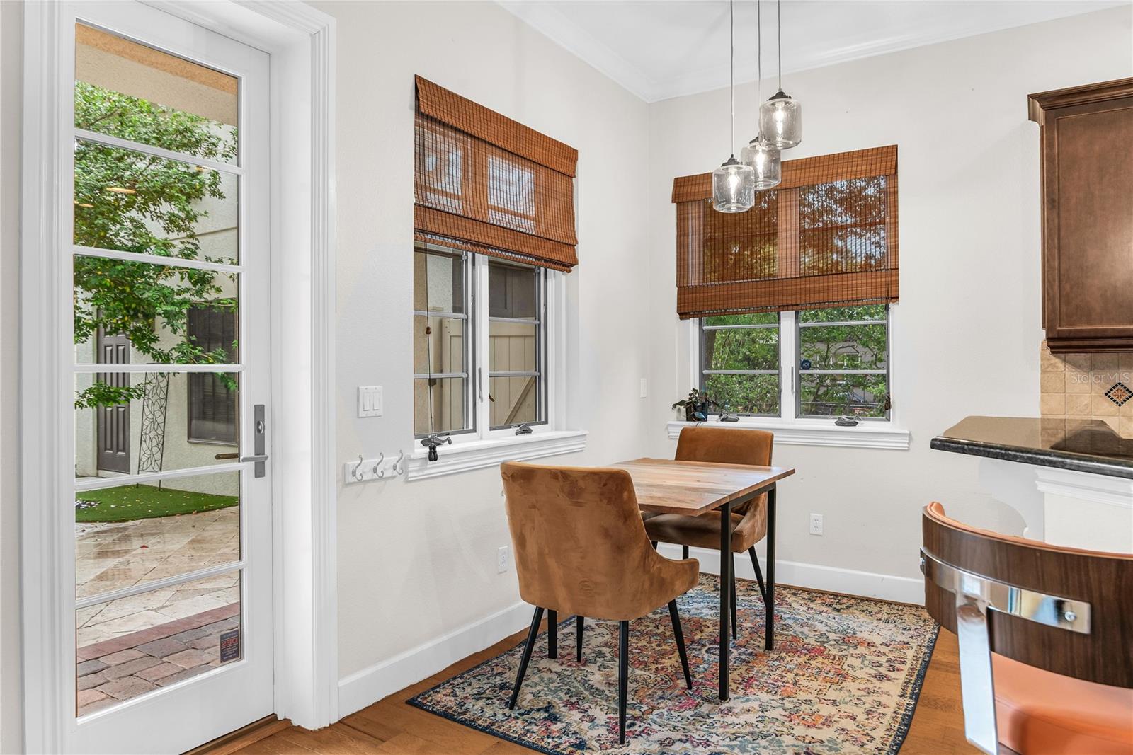 Listing photo id 20 for 18 Celia Lane