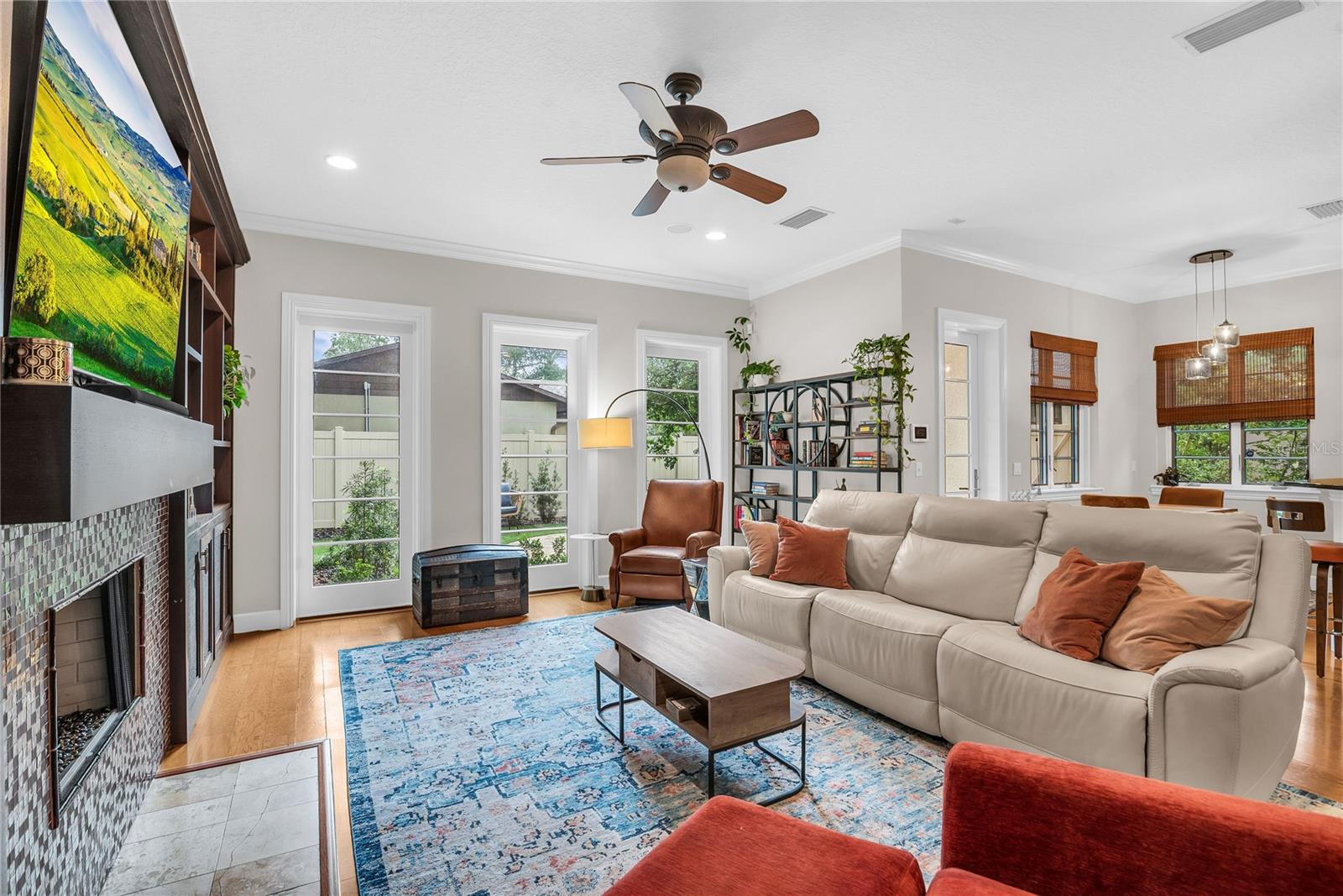 Listing photo id 26 for 18 Celia Lane