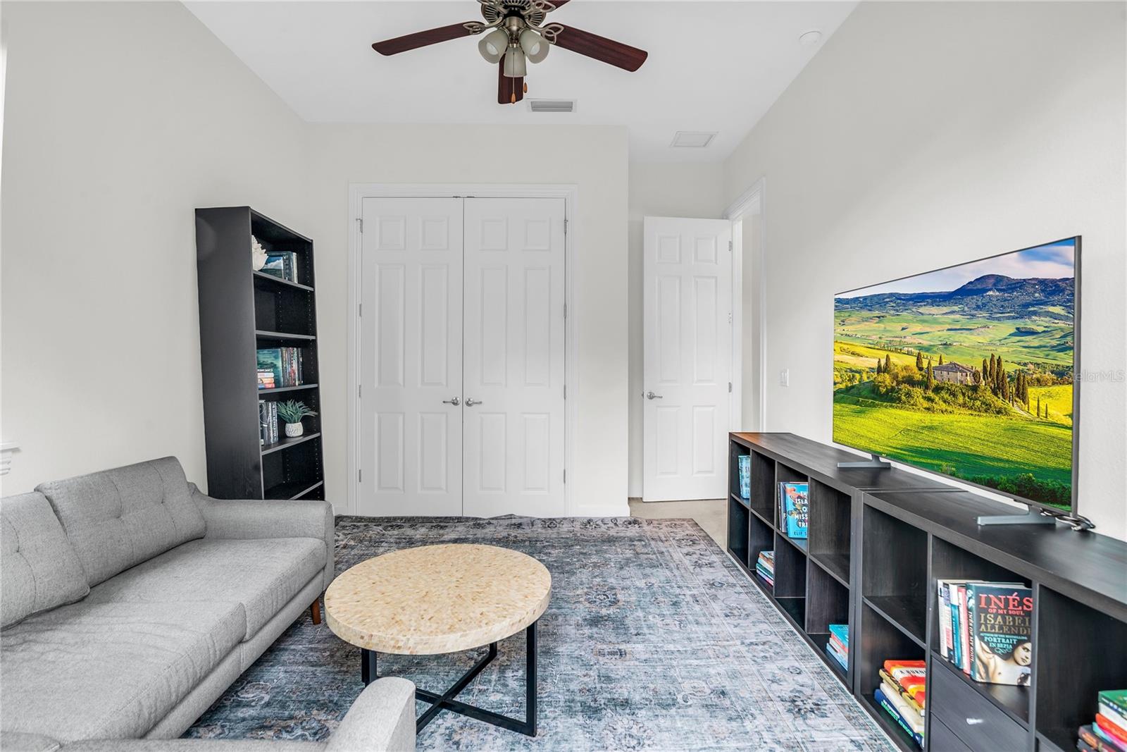 Listing photo id 40 for 18 Celia Lane